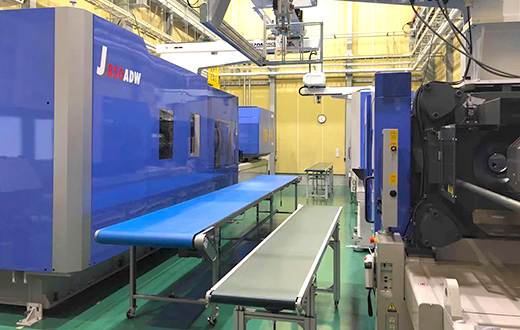 1F　成型機外観280t 450t 850t